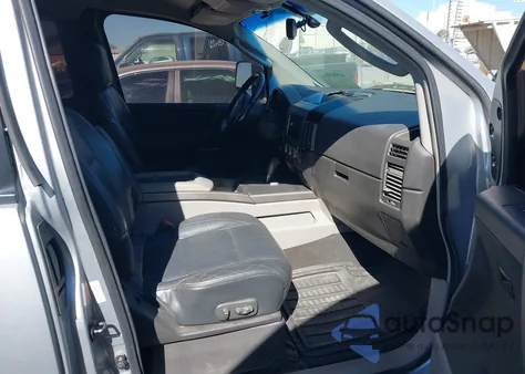 2004 Nissan Titan Le from USA, damaged, VIN 1N6AA06A84N544138